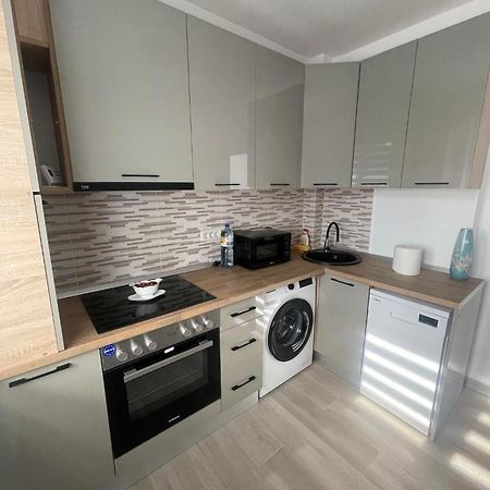 Luxury Apartment Piteşti Exterior foto