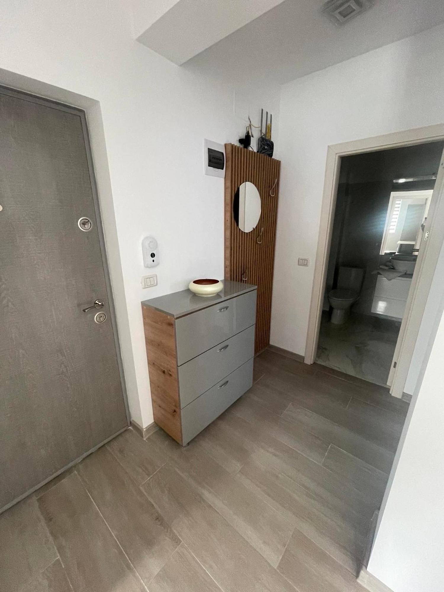 Luxury Apartment Piteşti Exterior foto